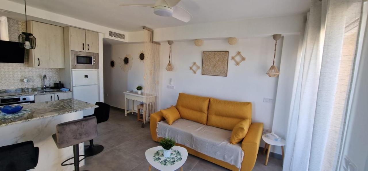 Acogedor,Apartamento.Piscina, Vistas, Terraza 베날마데나코스타 외부 사진
