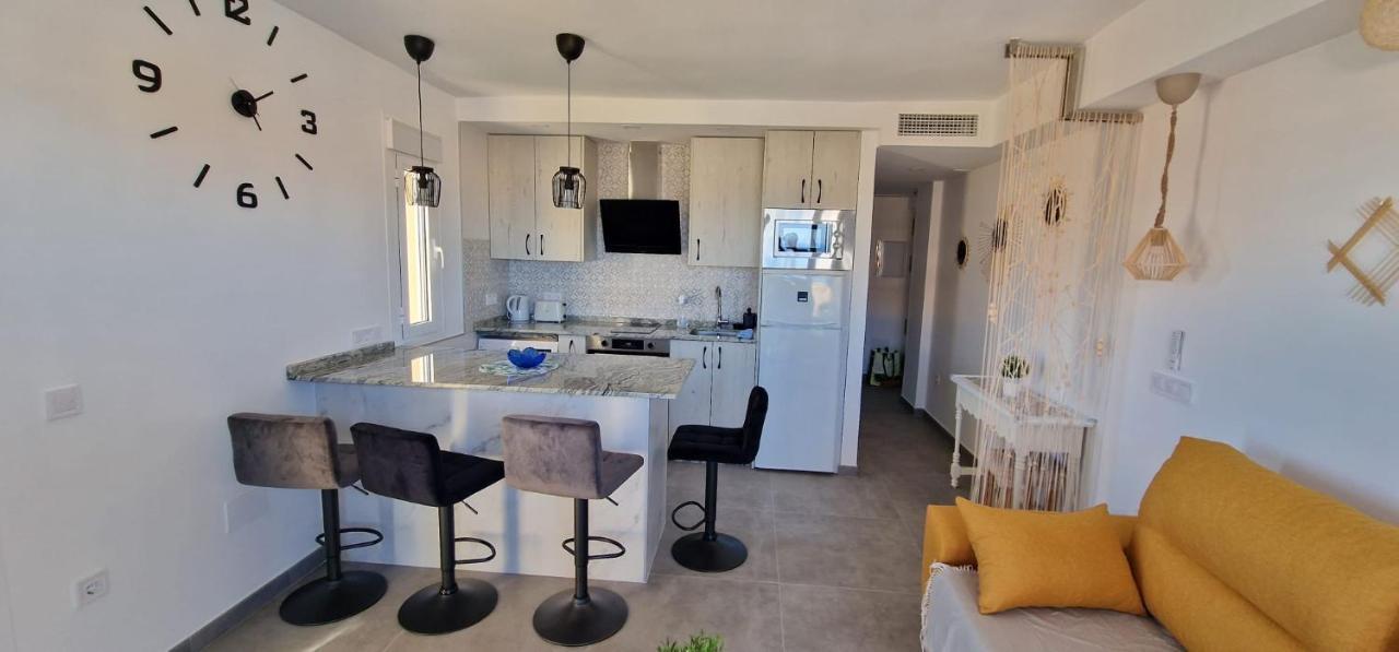 Acogedor,Apartamento.Piscina, Vistas, Terraza 베날마데나코스타 외부 사진